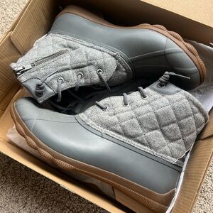 Men's Gray Quilted Sperry Boots